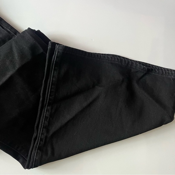 Levi’s • Black High Loose Flare Jeans - Picture 5 of 10